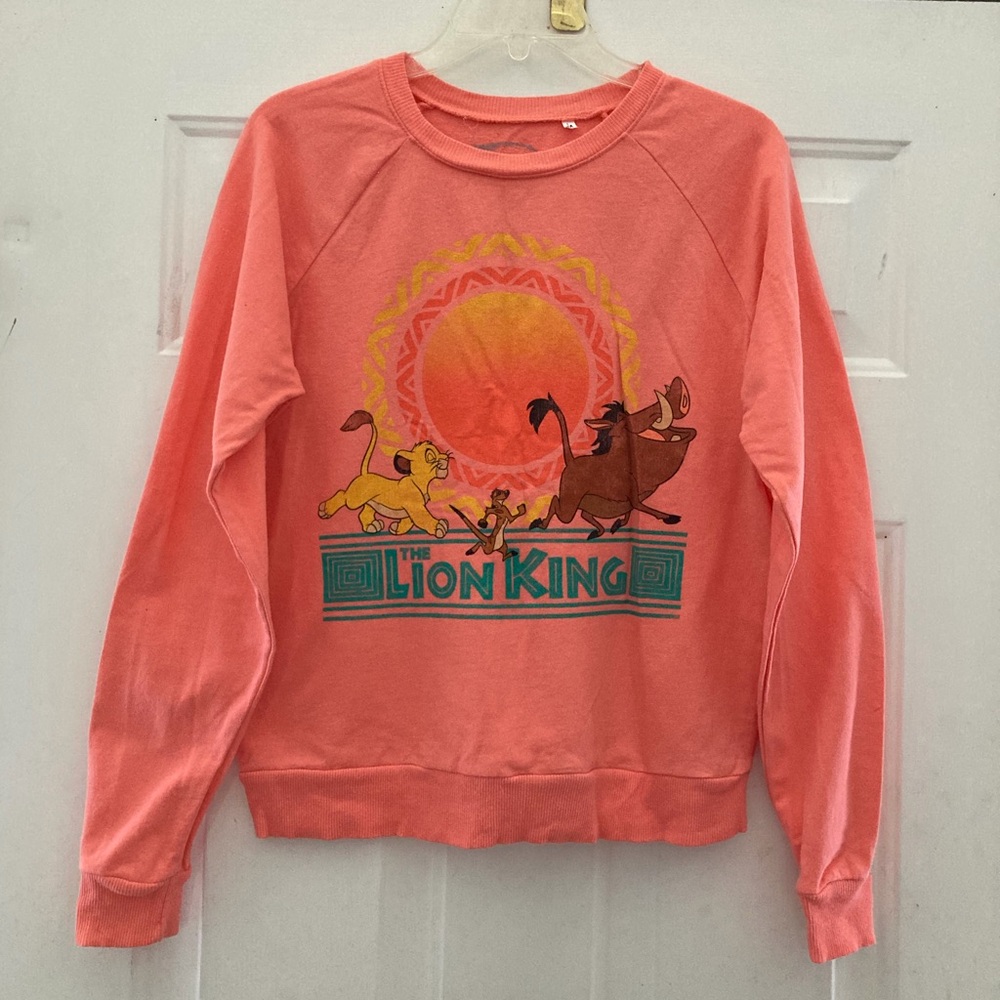 Disney Lion King Top
Size Medium